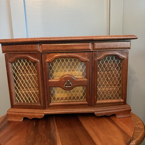 Large vintage wooden jewelry - vintage,